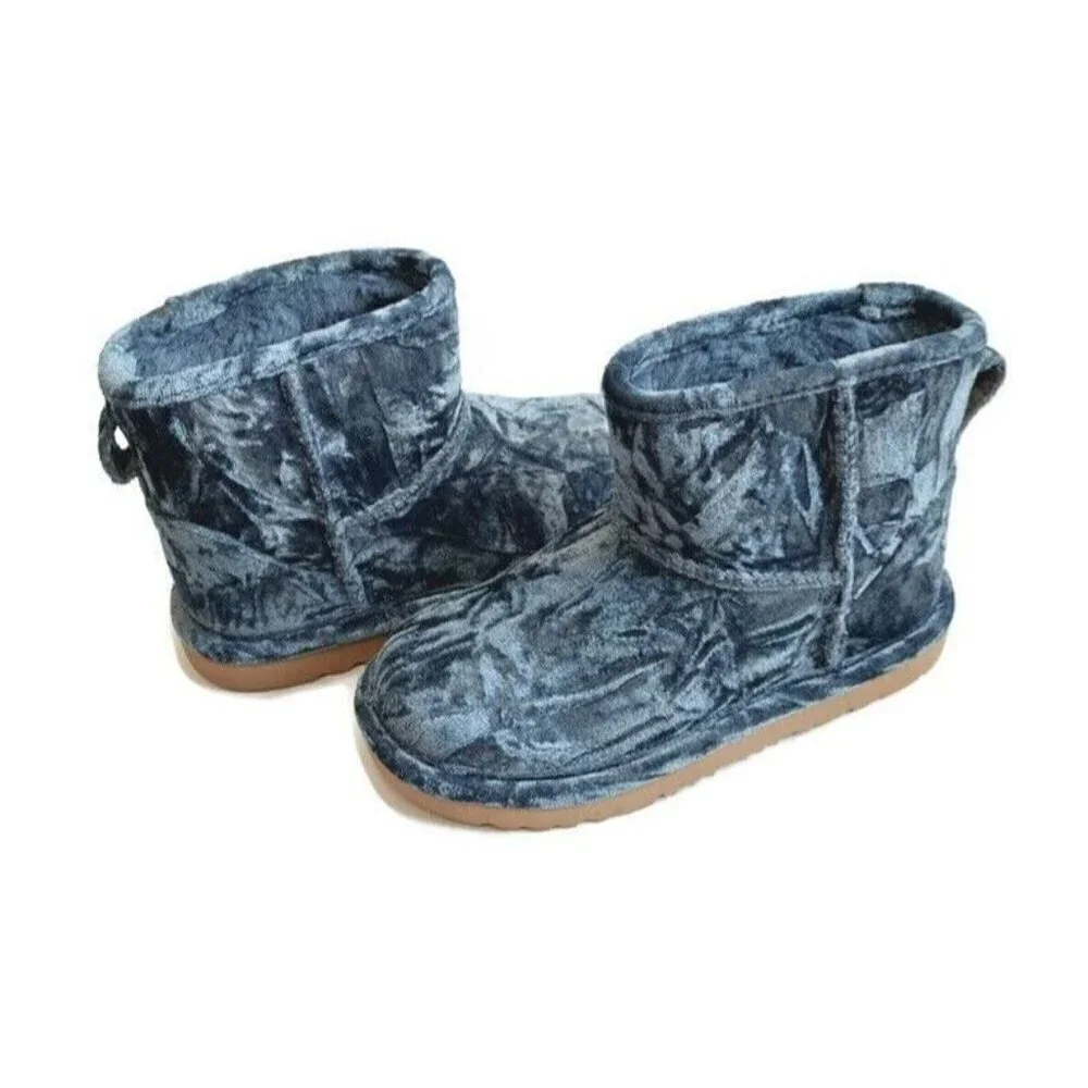 UGG Classic Mini II Velvet Fashion Winter Boots Big Girls 3 Ocean Blue 1142070K